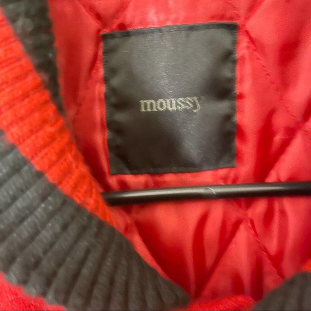 Moussy Bomber Jacket Women’s Red Embroidered Letterman Varsity Size 2 - Picture 7 of 8